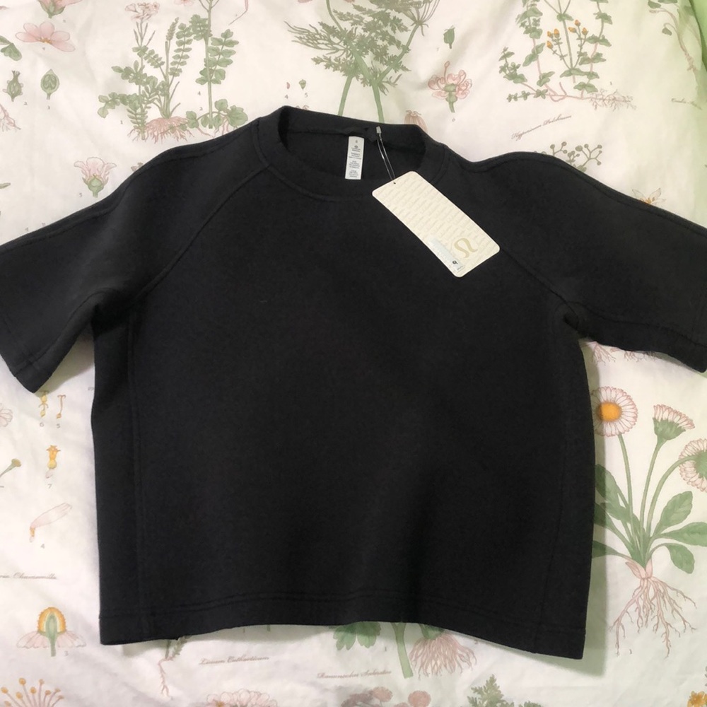 Lululemon NTS Cropped SS